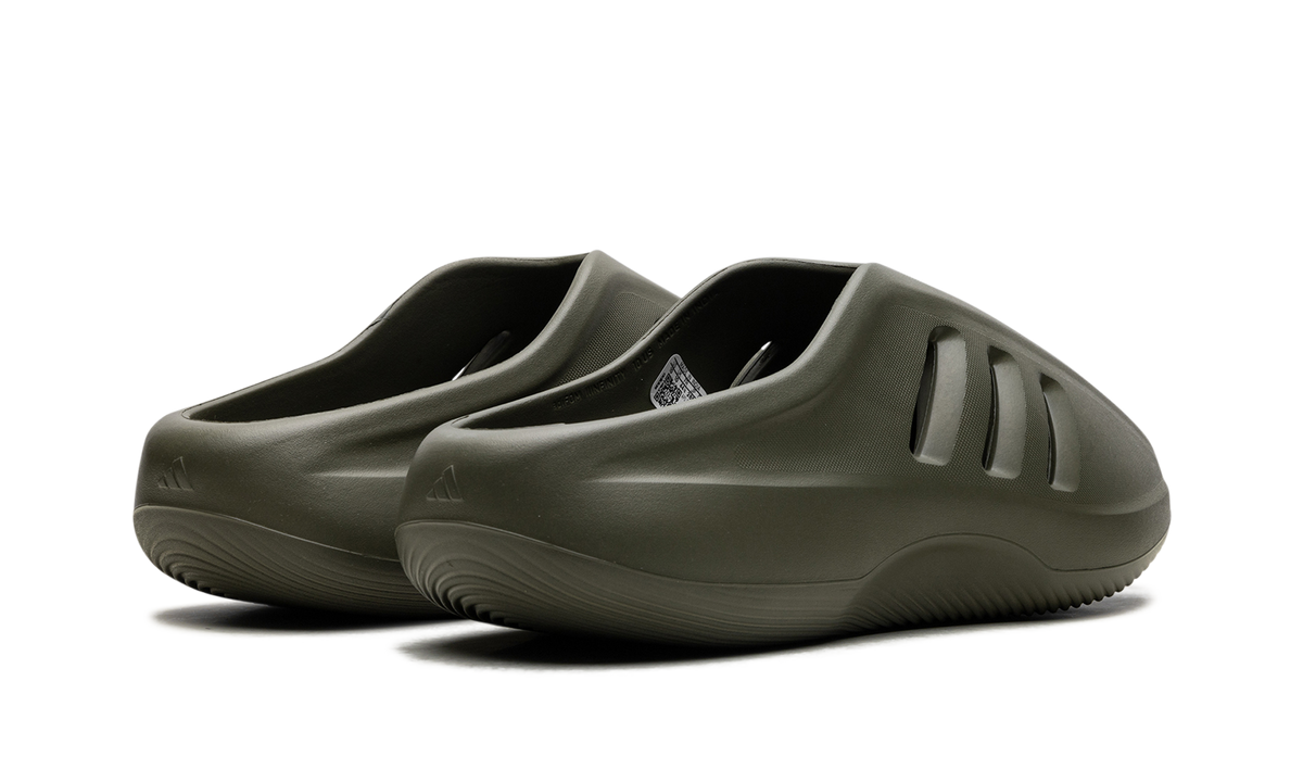 adiFOM IIInfinity Mule "Olive" JI4551