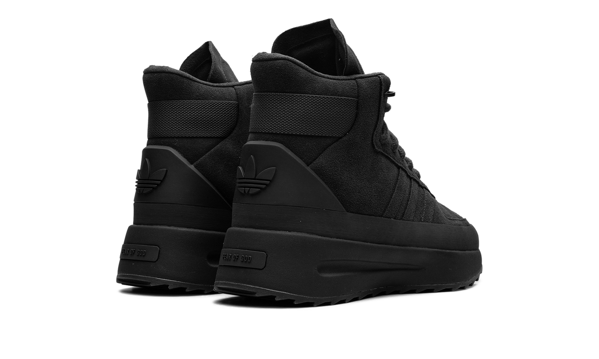 Los Angeles Hikers "Fear Of God Athletics - Carbon" IE6208