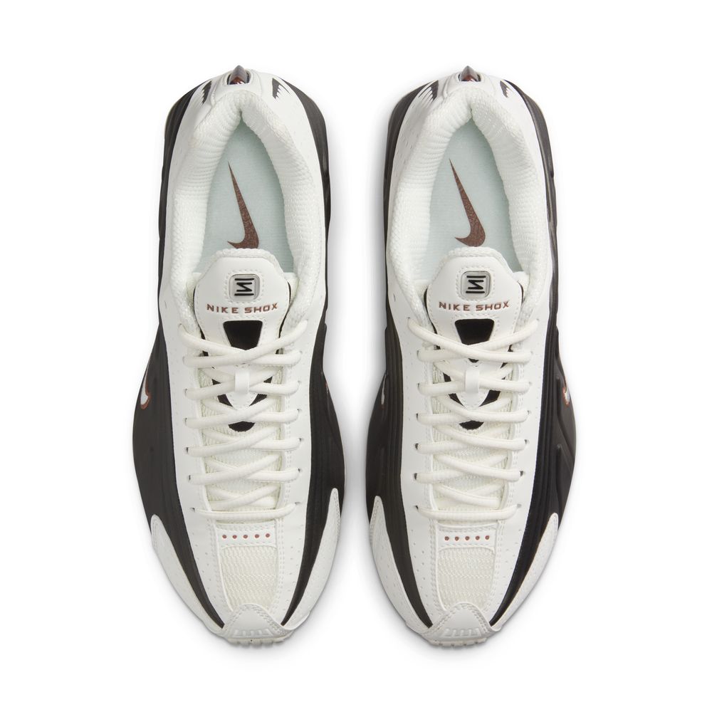 NIKE Shox R4 Womens Sneakers
