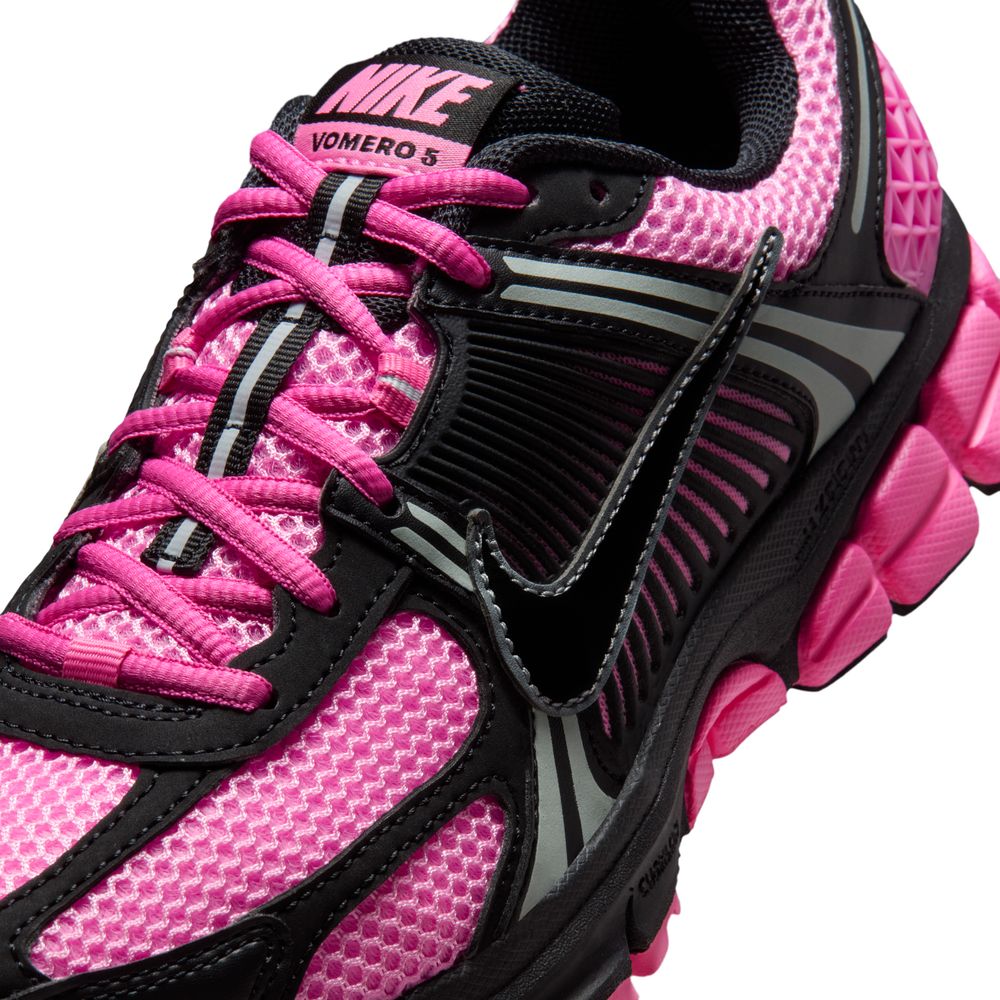 NIKE Zoom Vomero 5 Womens Sneakers