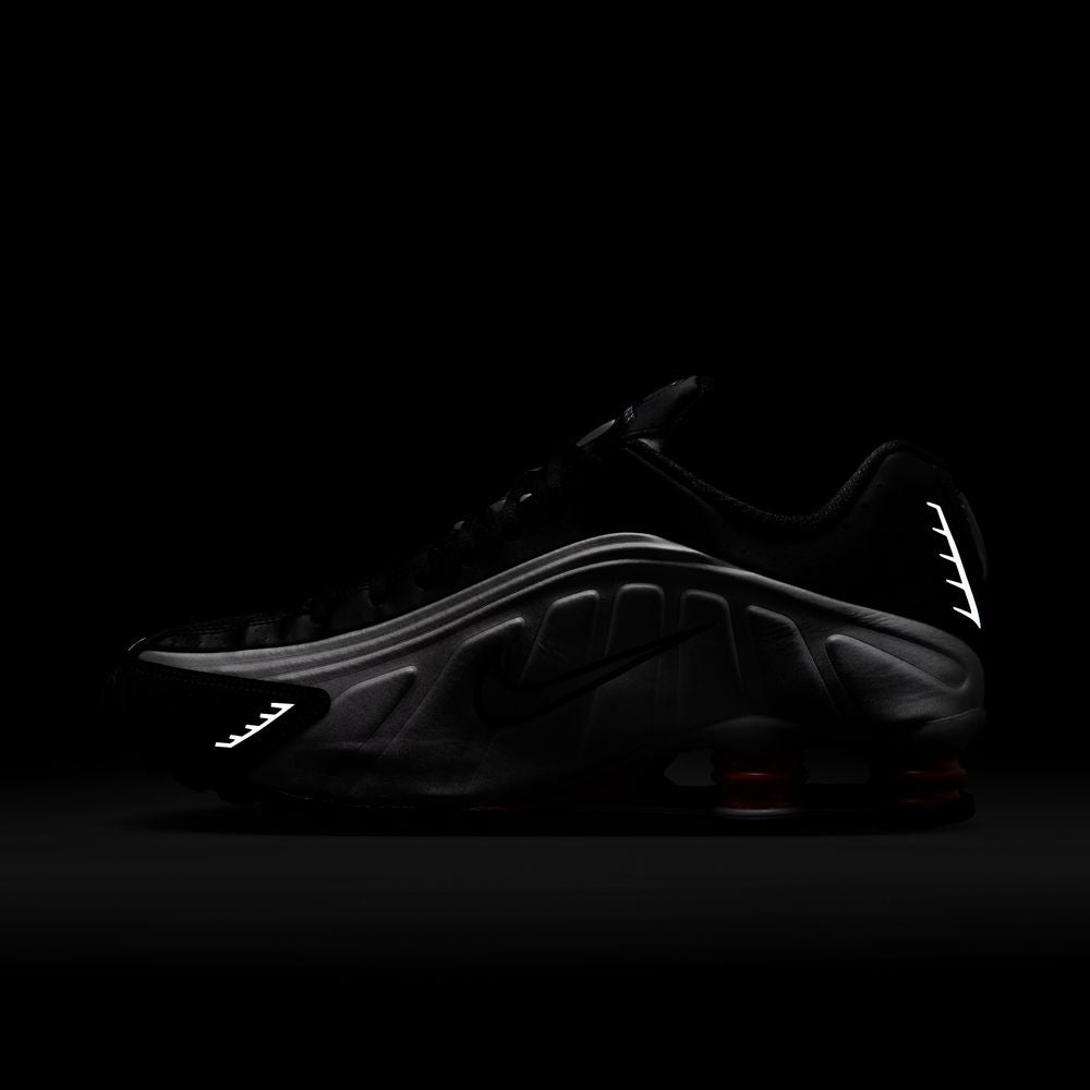 NIKE Shox R4 Mens Sneakers