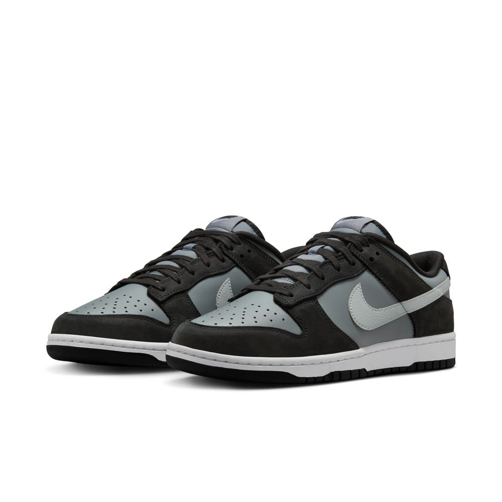 NIKE Dunk Low Mens Sneakers