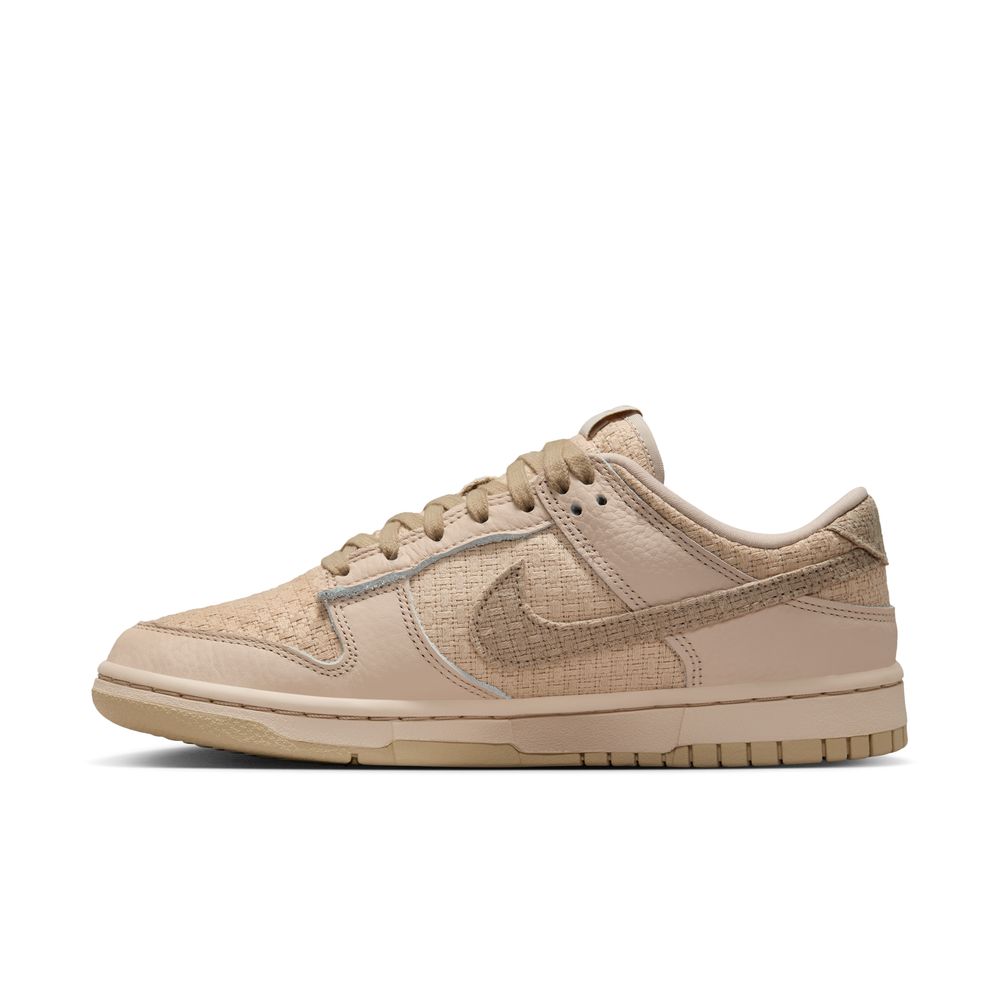 NIKE Dunk Low Womens Sneakers