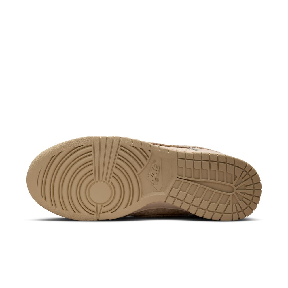 NIKE Dunk Low Womens Sneakers