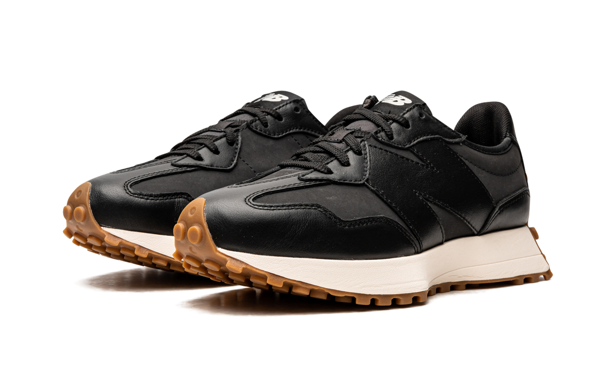 327 WMNS "Black / Gum" WS327LB