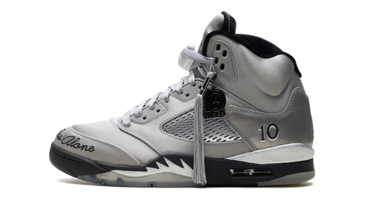 Air Jordan 5 Retro WMNS "Wings (2025)" IO2038 001