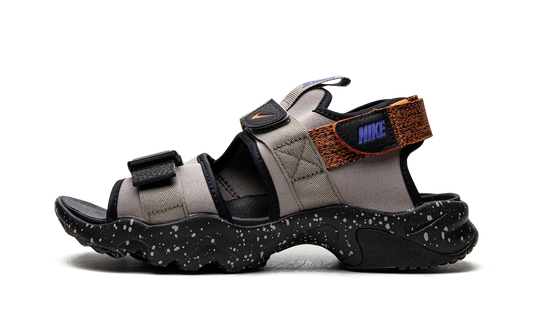Canyon Slide "ACG" CW9704 008