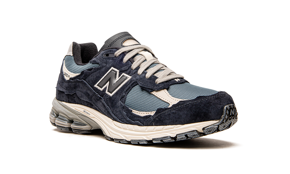 2002R "Protection Pack - Dark Navy" M2002RDF